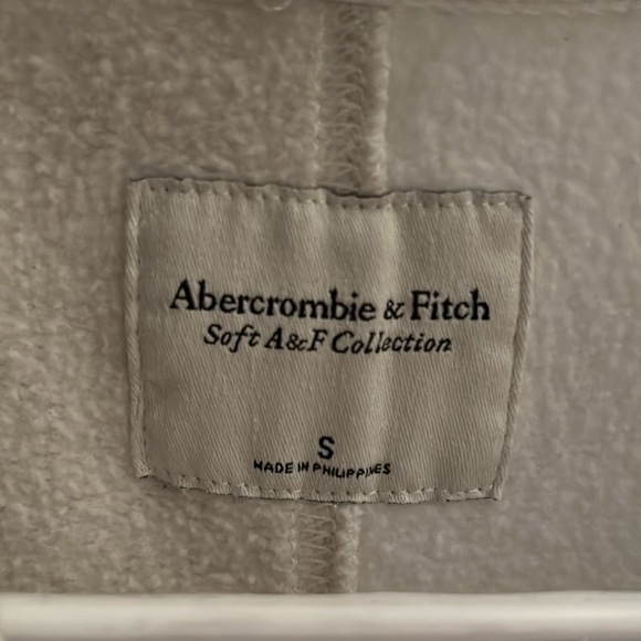 Abercrombie sweatshirt - Picture 3 of 3